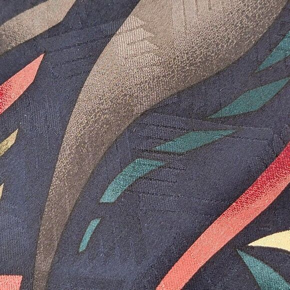 Zianetti Italiian Silk Collection Mens Abstract Pattern Textured Silk Necktie - Picture 3 of 5